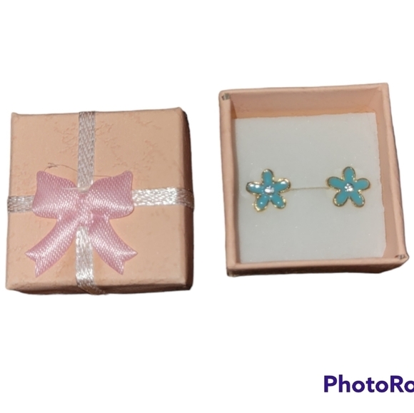 Teal Flower‎ Earrings - Picture 1 of 1